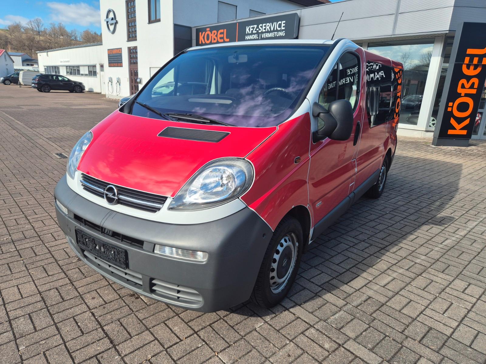 Opel Vivaro Kombi L1H1 9 SITZER/KLIMA/AHK