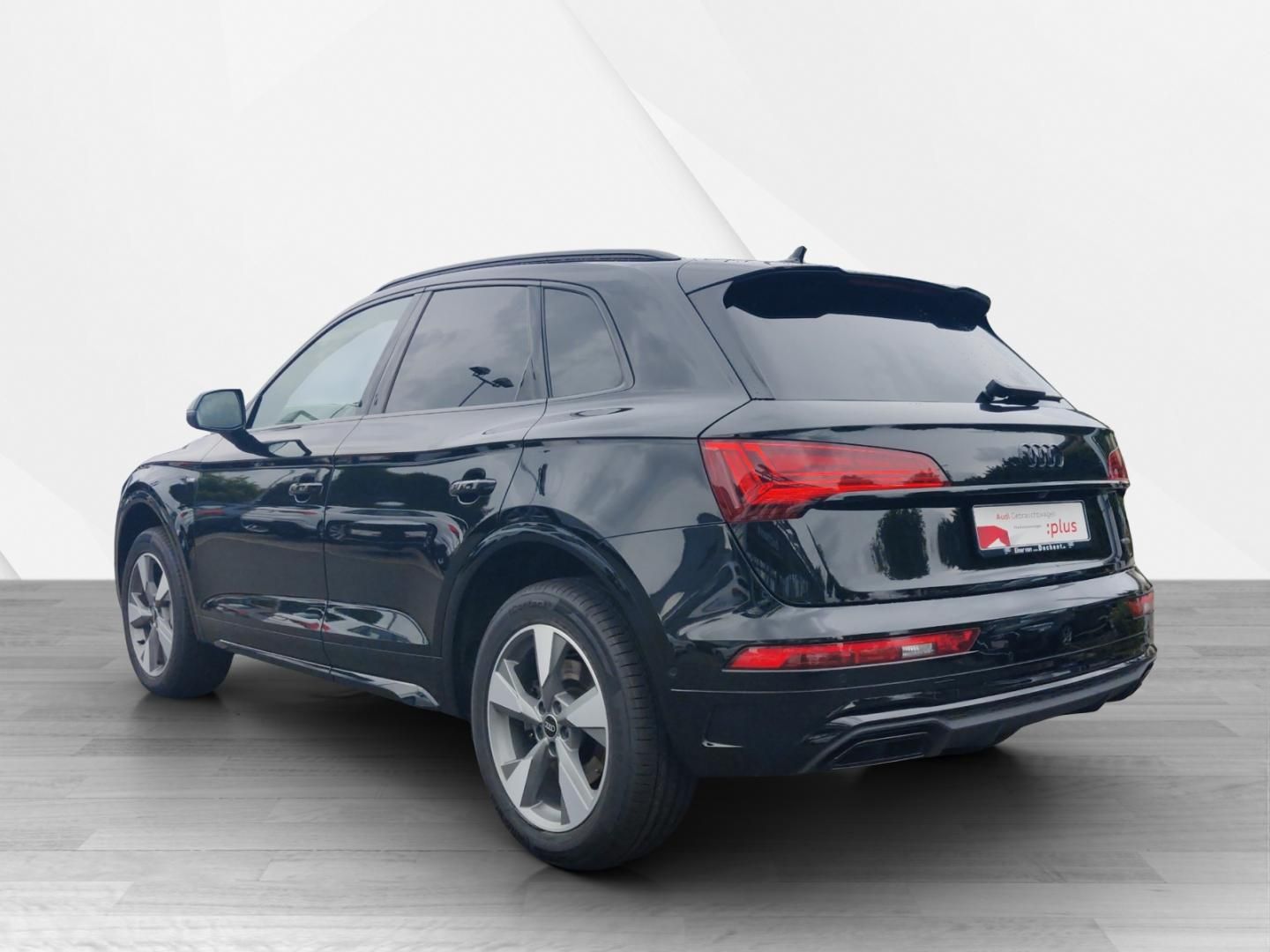 Fahrzeugabbildung Audi Q5 S line 50 TDI quattro Business AHK Pano Tour