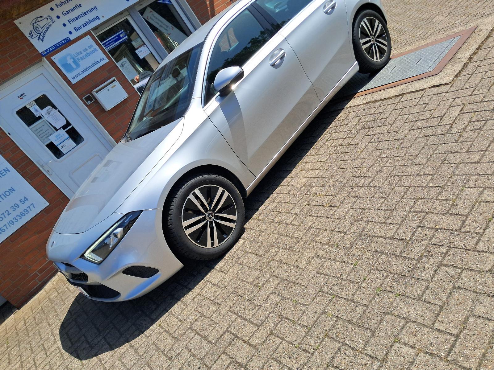 Mercedes-Benz A 200 A A 200 d