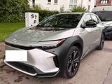 Toyota bZ4X 71,4kWh 160kW Comfort+Technik+Glas AWD ... - graue Toyota bZ4X