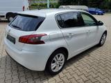 Peugeot 308 ALLURE 1.2 PURE TECH NAVI SHZ VOLL-LED ACC  - Peugeot 308 mit Benzin-Antrieb: Kleinwagen