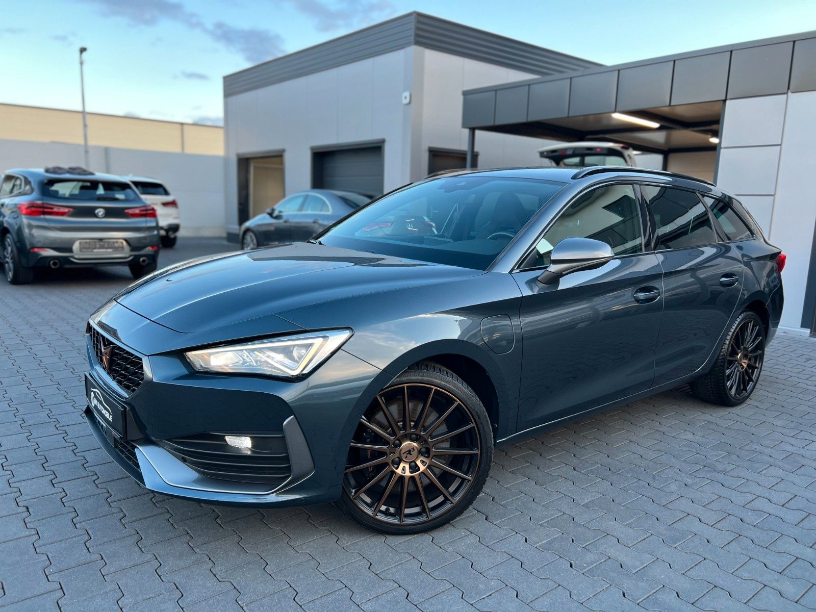 Cupra Leon 1.4 TSI Sportstourer e-Hybrid*LED*ACC*PDC* imagem 2