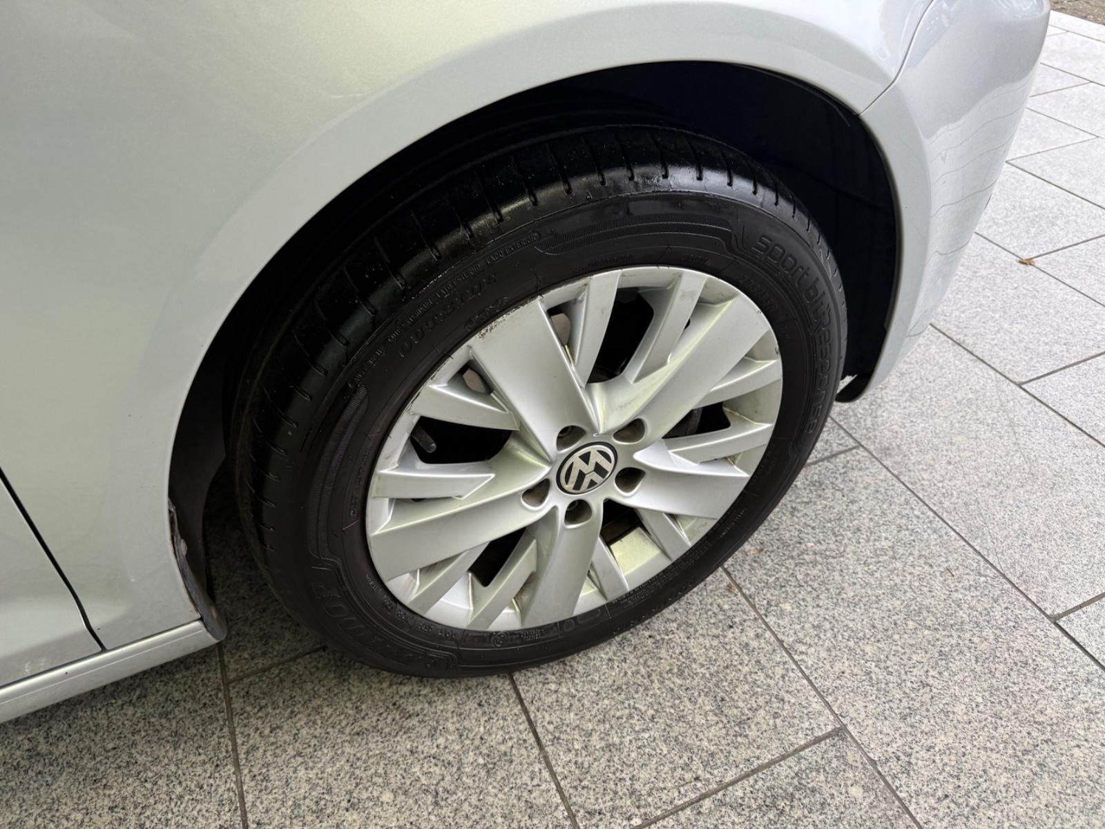 Volkswagen Golf Plus 1.4 TSI*AUTO*NAVI*TMP*PDC*AHK*SHZ*KLIM