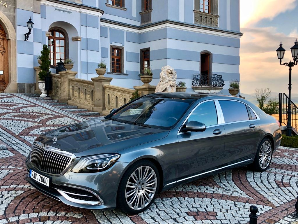 Mercedes-Benz S 560