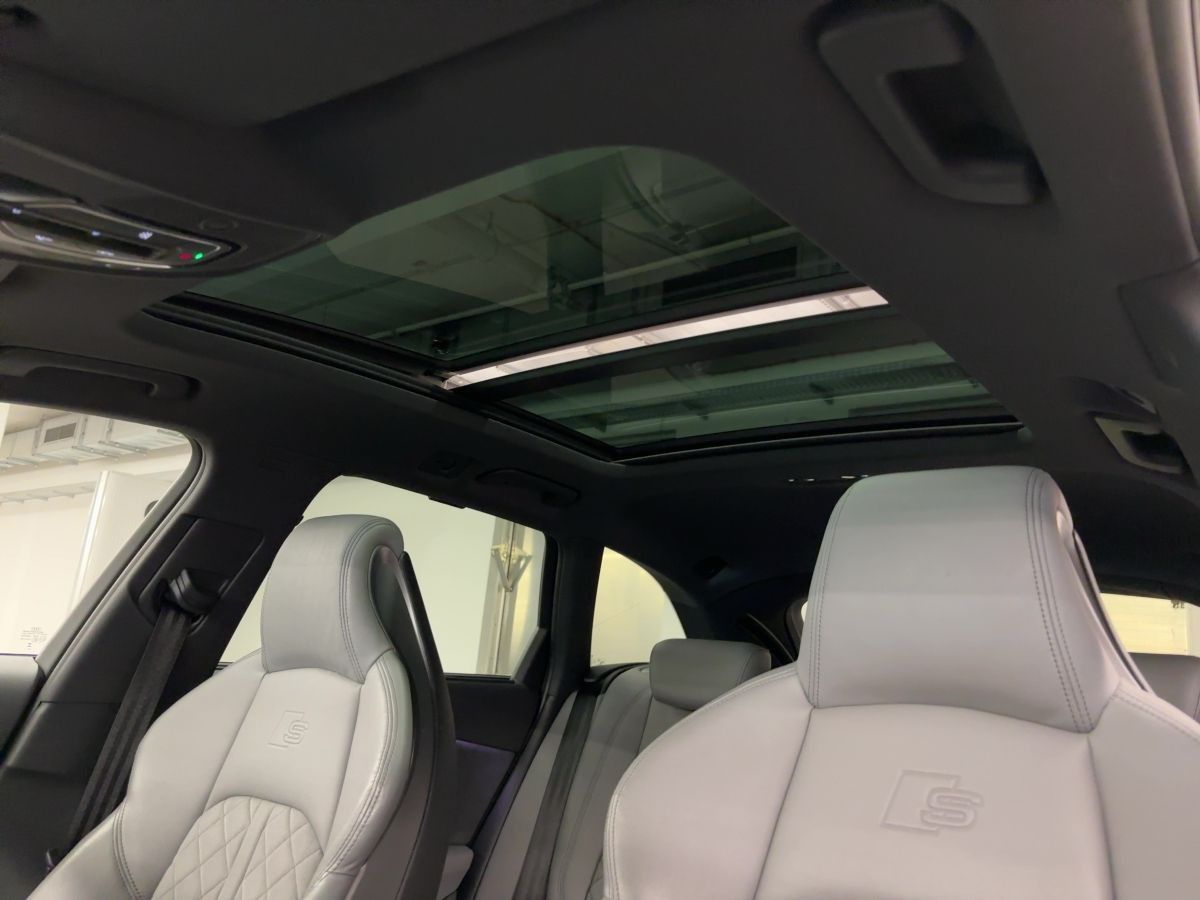 Audi A4 - Bild 19