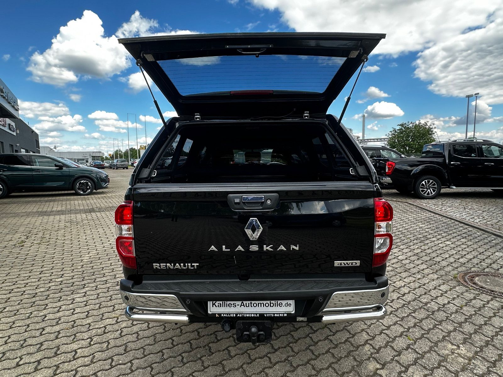 Fahrzeugabbildung Renault Alaskan Intens Double Cab 4x4
