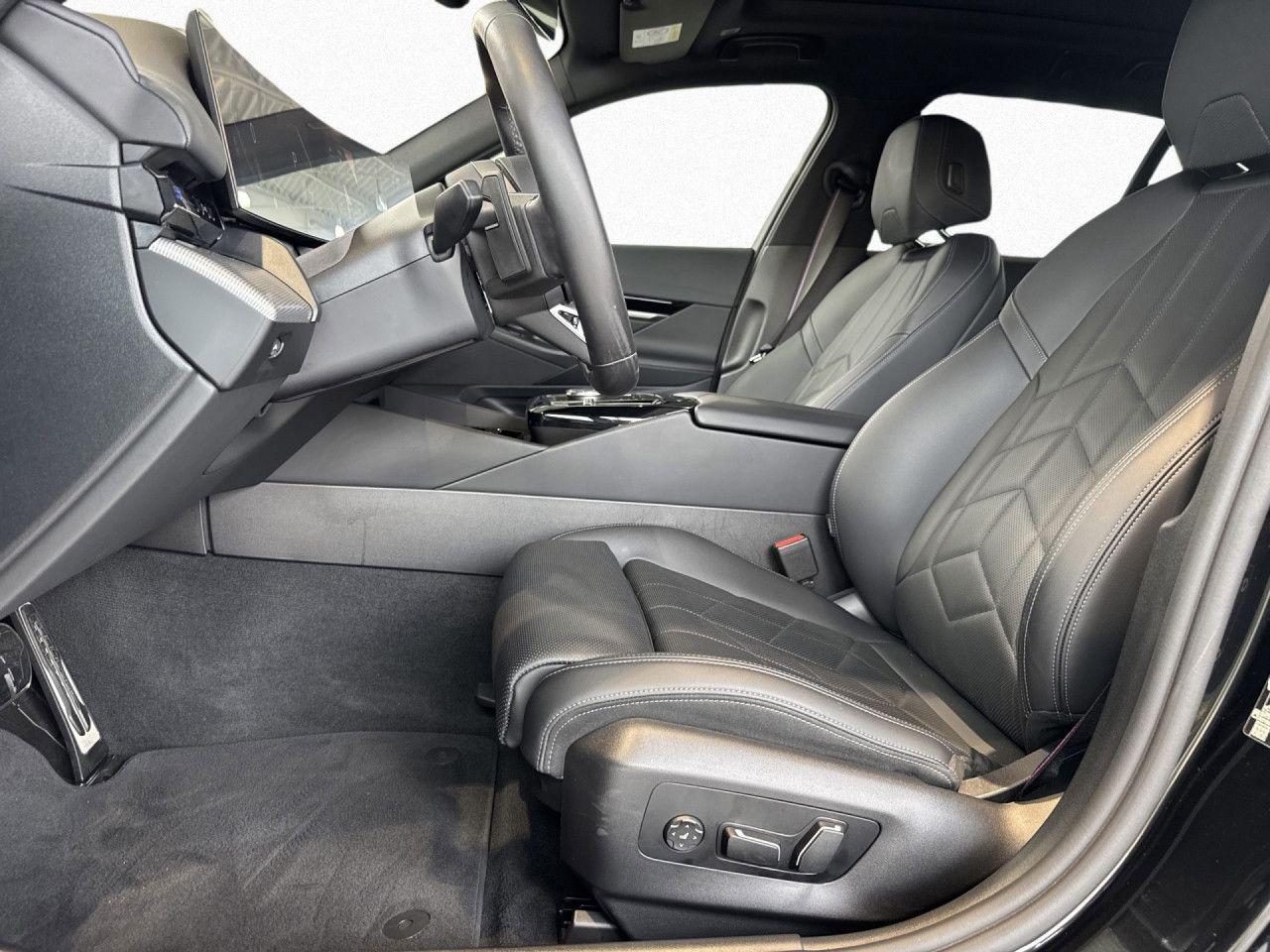 BMW 520d Tour M Sport LiCoProf RFK St+Go AdLED HUD