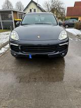 Porsche Cayenne Diesel  - blaue Porsche Cayenne