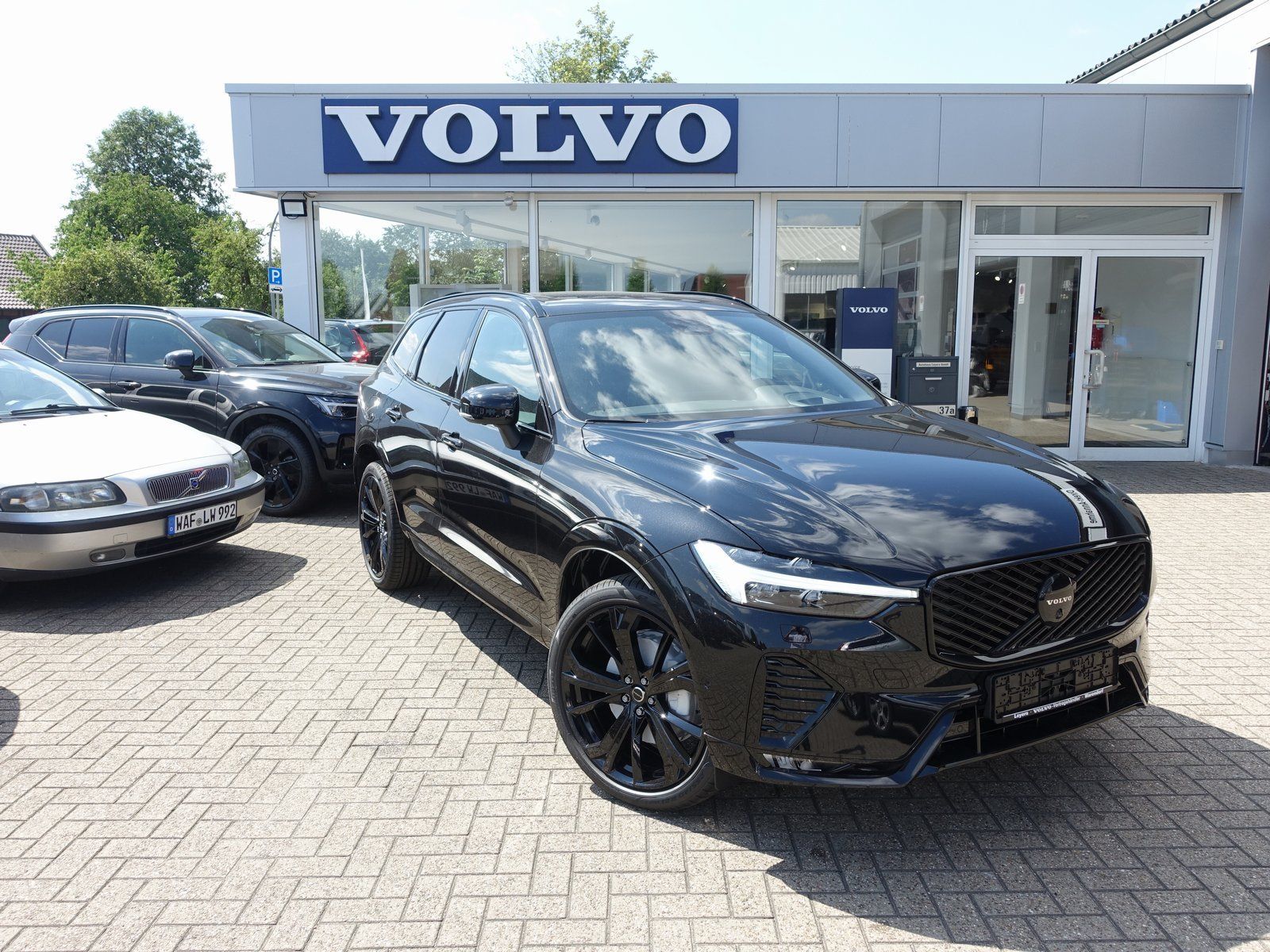 Volvo XC60 Black Edition B5 AWD/360°Cam/AHK/HeadUp imagem 3