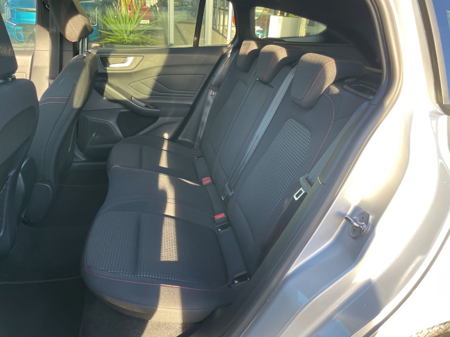Fahrzeugabbildung Ford Focus ST-Line X LED totWinkAss Schiebedach Kamer