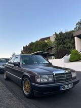 Mercedes-Benz 190e - Mercedes-Benz 190 aus 1991: 190e