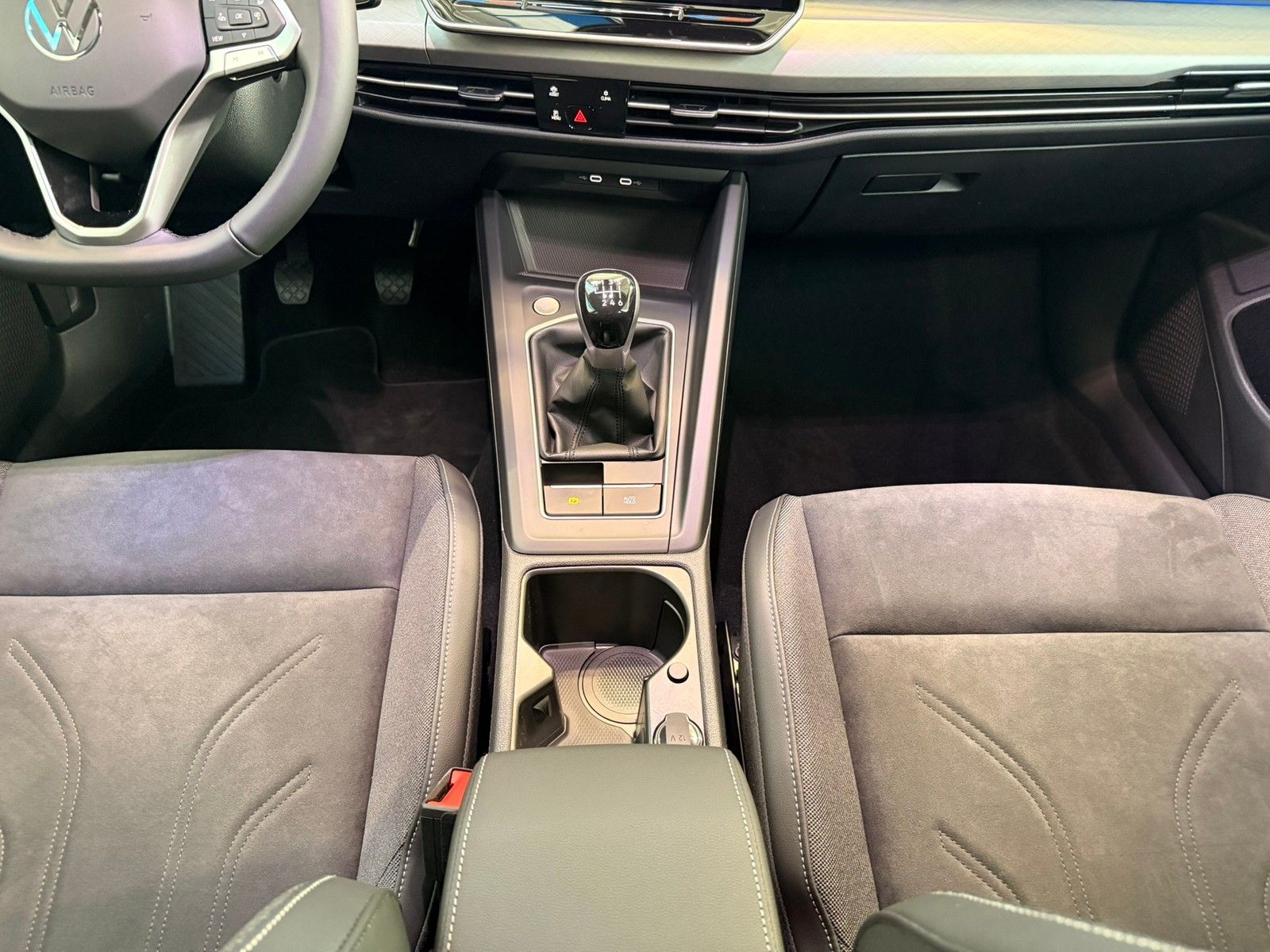 Fahrzeugabbildung Volkswagen Golf VIII Lim. Goal 1.5 TSI