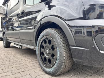 Sunlight Cliff 4x4 Greentrek 590 AHK DELTA 17 Dieselhzg.