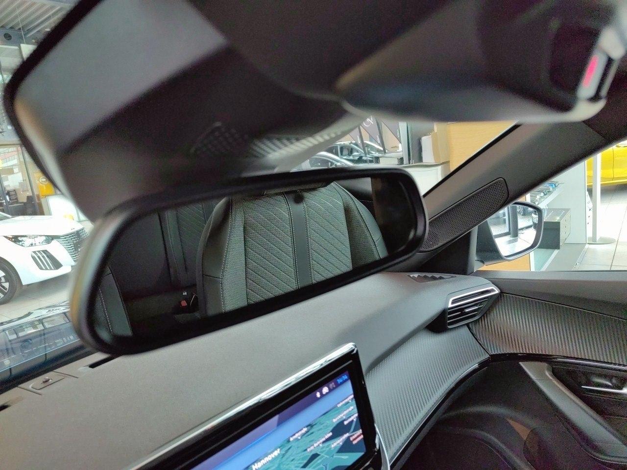 Peugeot 2008 Allure Hybrid 100 e-DSC6 Navi,360°