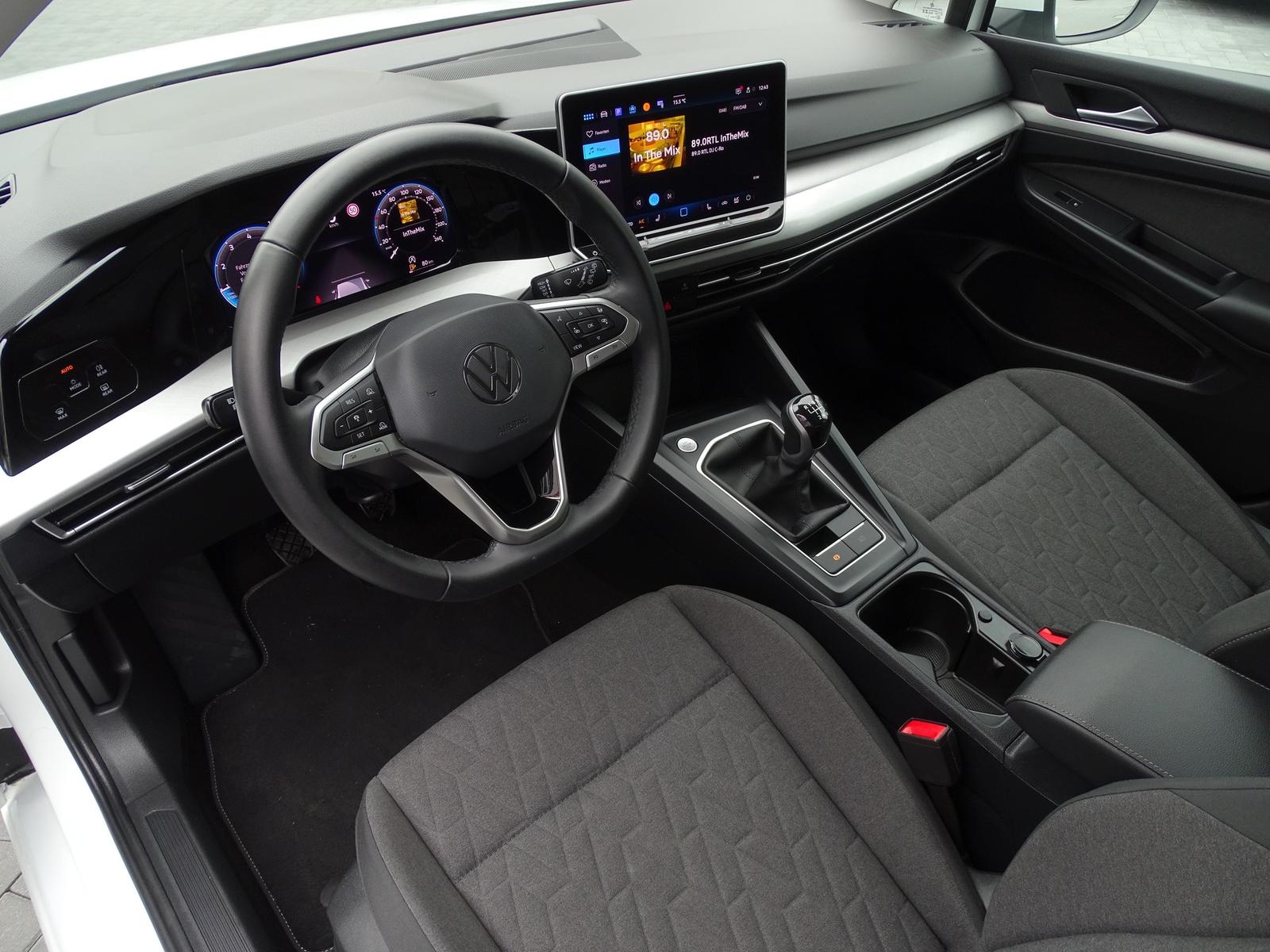 Volkswagen Golf VIII 16V TSI Life LED ACC Android Apple USB, миниатюра 8