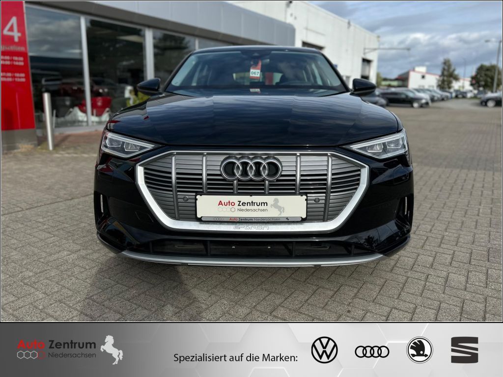 Audi e-tron 55 quattro HUD Kamera foto 4