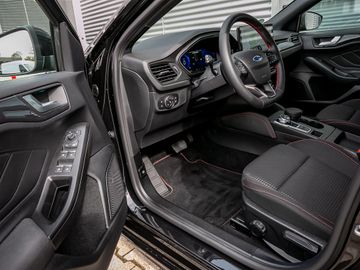 Ford Focus Turnier 1.5 EcoBlue ST-Line X WINTERPAKET