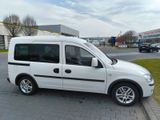 Opel Combo C mit Camperausbau - TÜV neu! - Opel Combo aus 2010