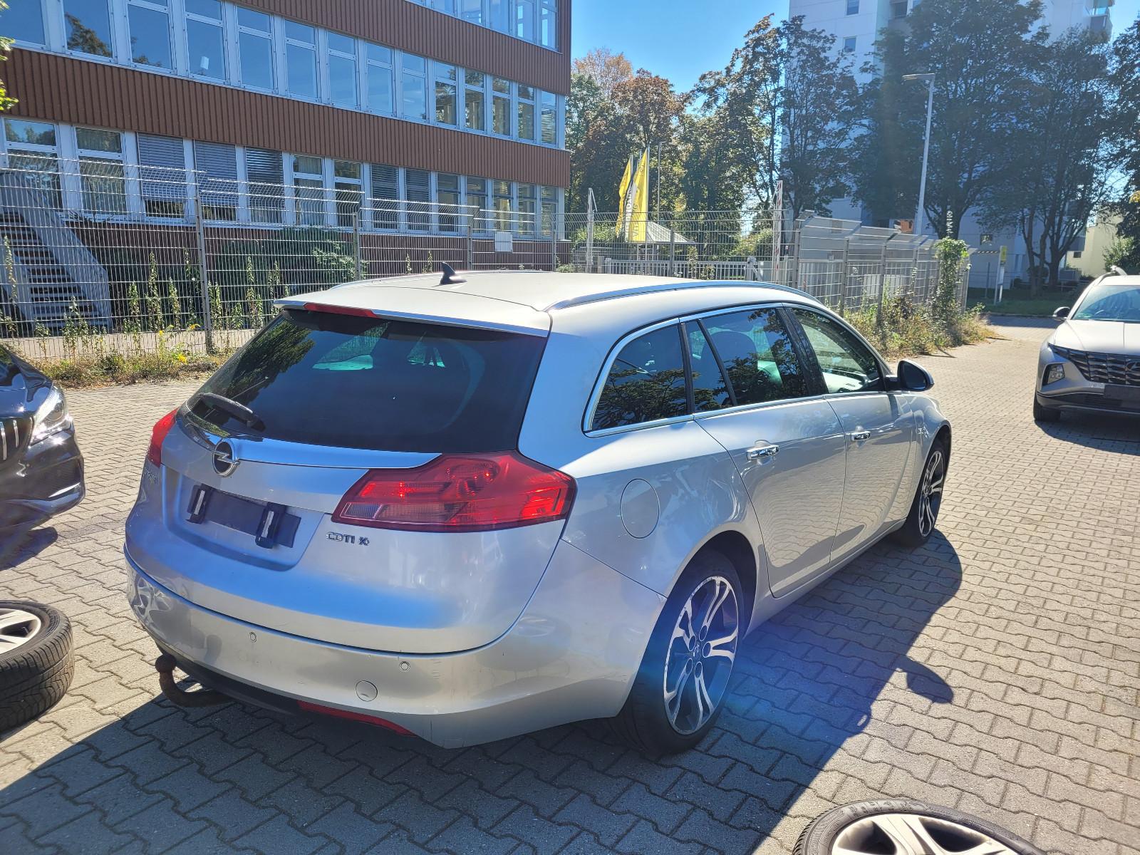 Opel Insignia 2013 — photo 6
