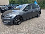 Volkswagen Golf VII IQ.DRIVE R-Line Navi/LED/SitzLenkradhzg - Volkswagen Gebrauchtwagen in Saarbrücken
