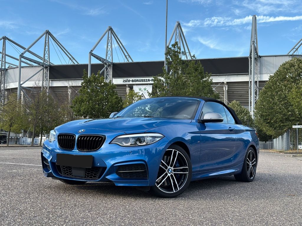 Image of BMW M240i