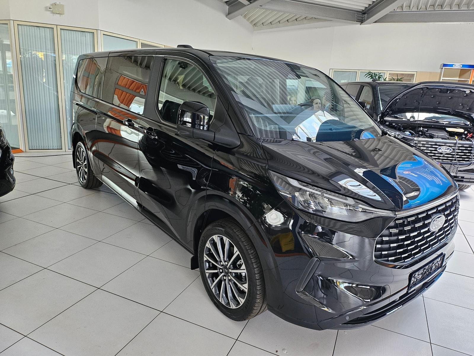 Ford Tourneo Custom L1 TiTANIUM X  VOLL LEDER AHK 360