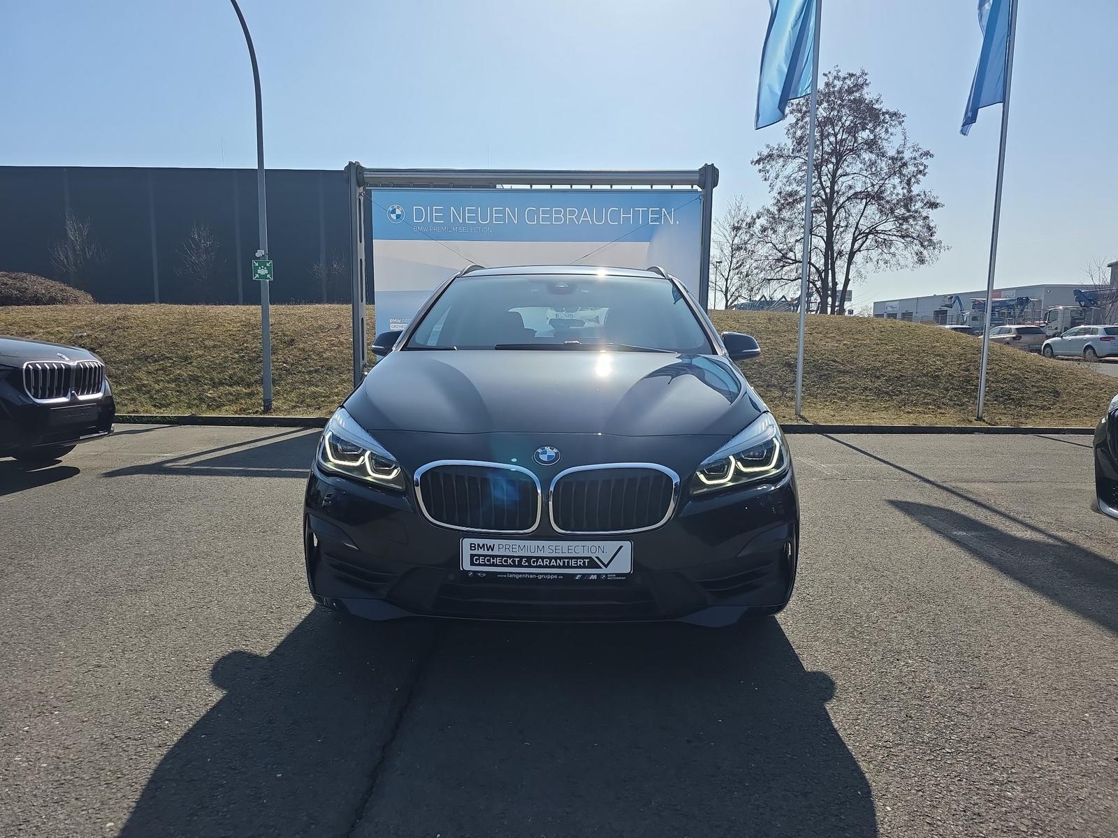 BMW 218i Active Tourer LED Navi Tempomat