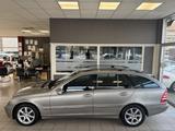Mercedes-Benz C 220 T CDI Elegance Autom AHK Allwetterreifen - Mercedes-Benz C 220 aus 2004: Cdi