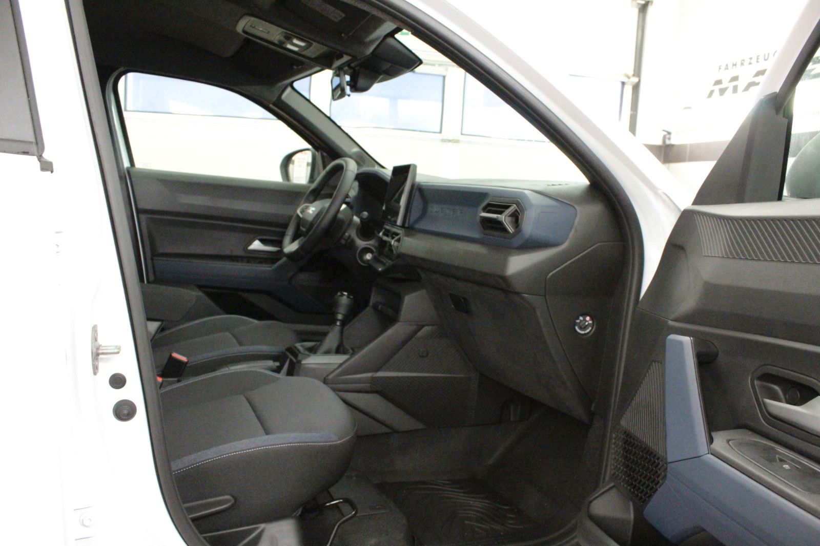 Fahrzeugabbildung Dacia Duster ECO-G 100 Expression*Winterpaket*