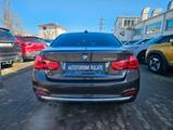 BMW 330e iPerformance Luxury Line Luxury Line - BMW 330: Iperformance