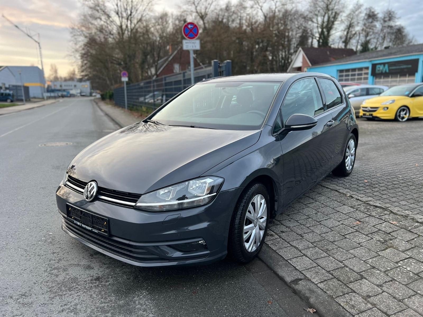 Volkswagen Golf VII Lim. Trendline BMT/Start-Stopp