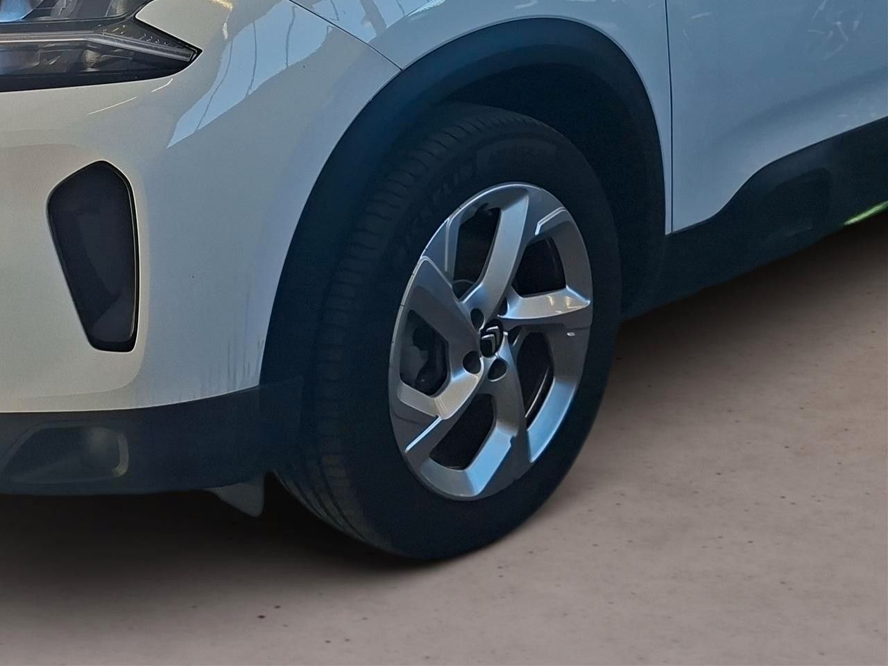 Fahrzeugabbildung Citroën C5 Aircross 1.2T YOU NAVI/LED/VIRT./SH/SPORT/DAB