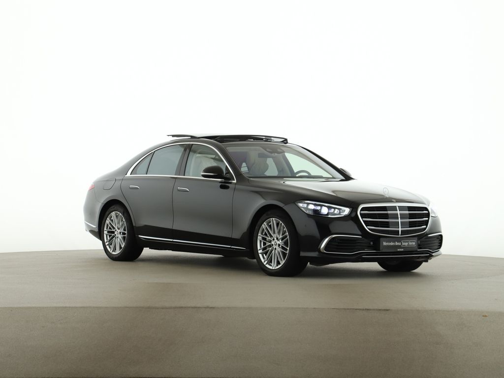 MERCEDES-BENZ S-Class 2022