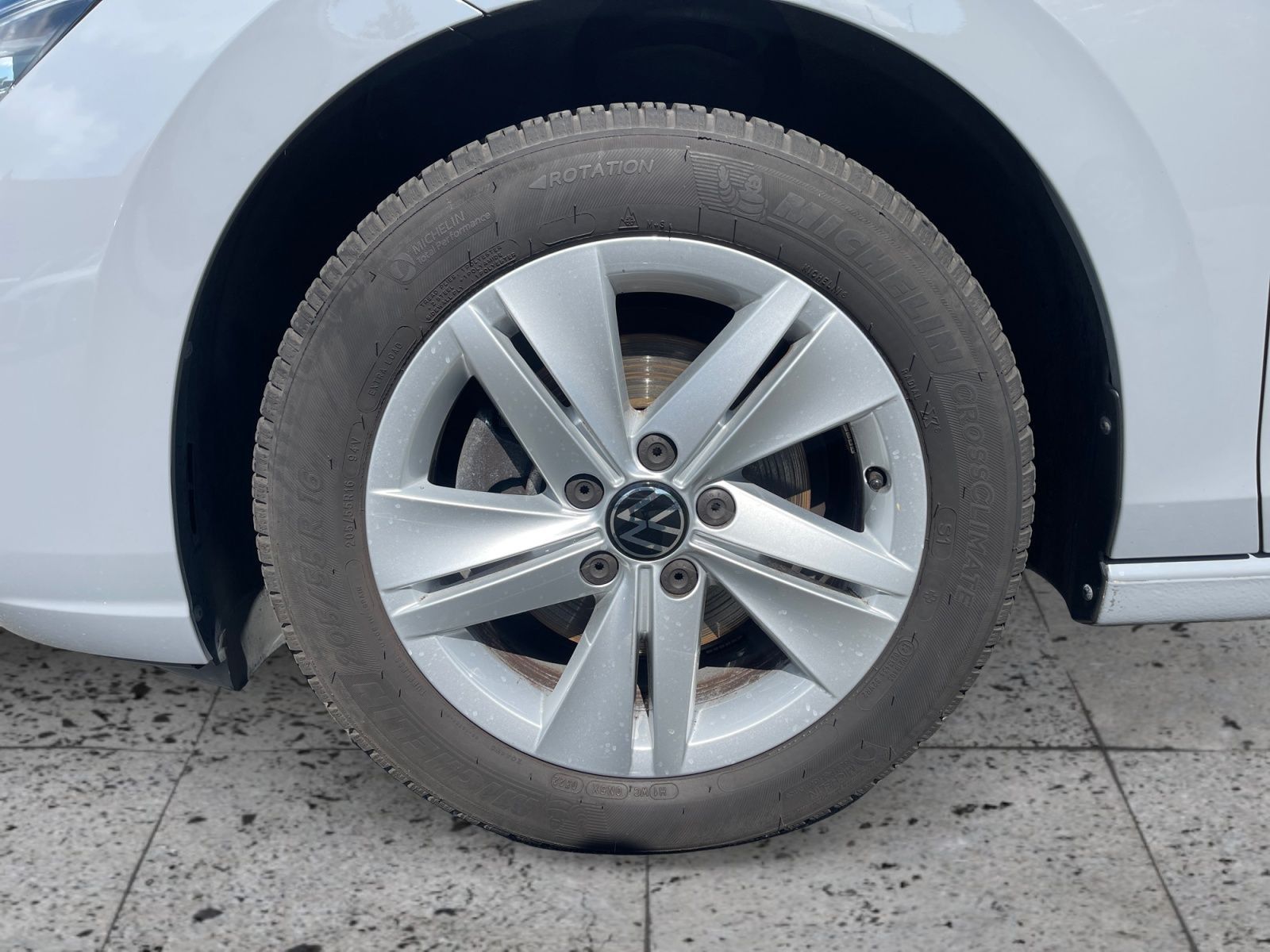 Volkswagen Golf - Bild 8