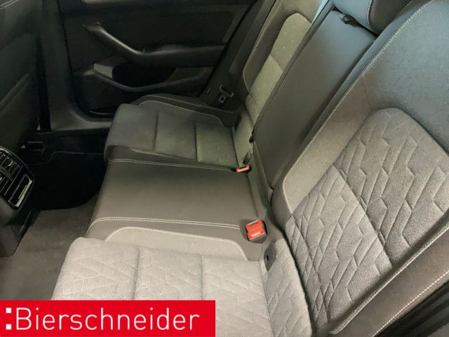 Volkswagen Passat Variant - Bild 13