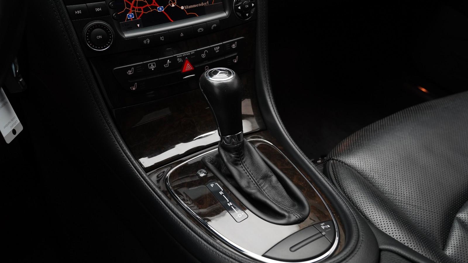 Mercedes-Benz CLS 350 CGI 3.5 V6 292 ch • BVA • Harman Kardon • Cuir • Toit Ouvrant