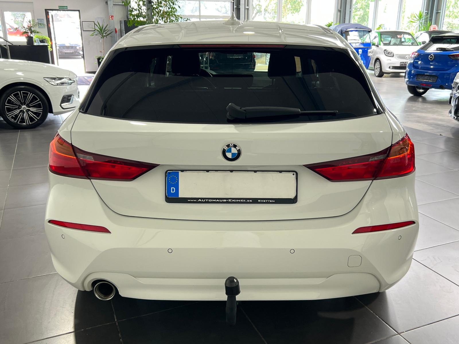 BMW 116 d Lim. Automatik **Navi*AHK*SHZ*PDC**, миниатюра 4