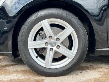 Fahrzeugabbildung Audi A3 Sportback 1.5 TFSI S-Tronic Navi LED Cam ACC