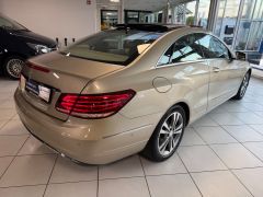 MERCEDES-BENZ E 220 d BlueTEC | 9G | Pano | LED ILS | Nappa