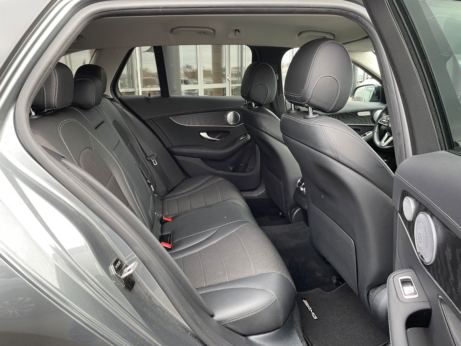 Fahrzeugabbildung Mercedes-Benz C 200 T AMG+Burm+AHK+Ambiente+360+Night