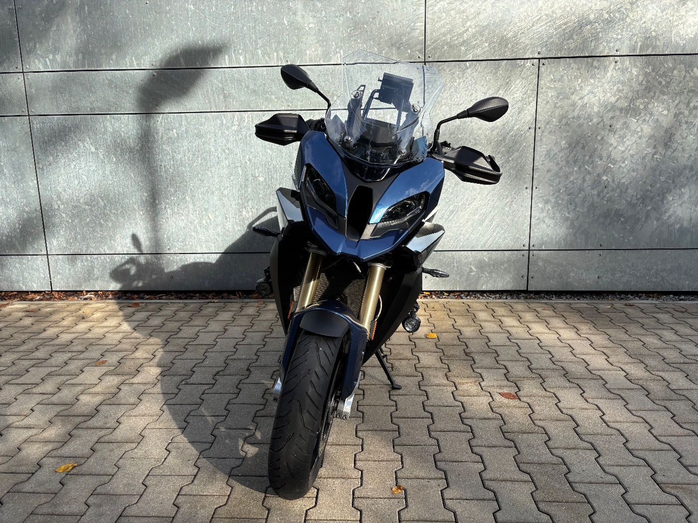 Fahrzeugabbildung BMW S 1000 XR Style Sport 2 Pakete Tieferlegung
