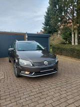 Volkswagen VW Passat 2.0 TDI  TÜV   gut ausgestatte... - Volkswagen Passat aus 2012: Kombi