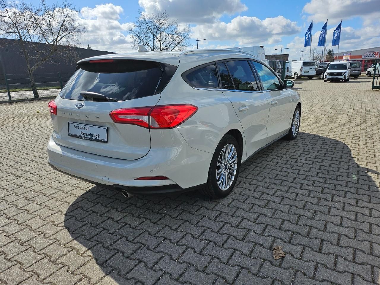 Fahrzeugabbildung Ford Focus Turnier Titanium
