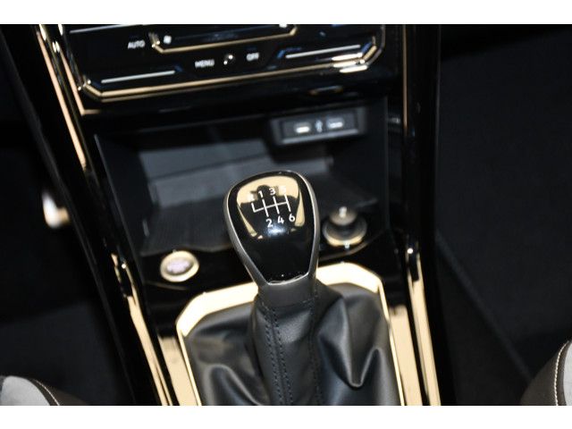 Volkswagen T-Roc - Bild 6