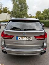 BMWX5M50d Pano HUD Inno&M-Paket ACC SBL LED ACC - BMW X5 M50 von privat