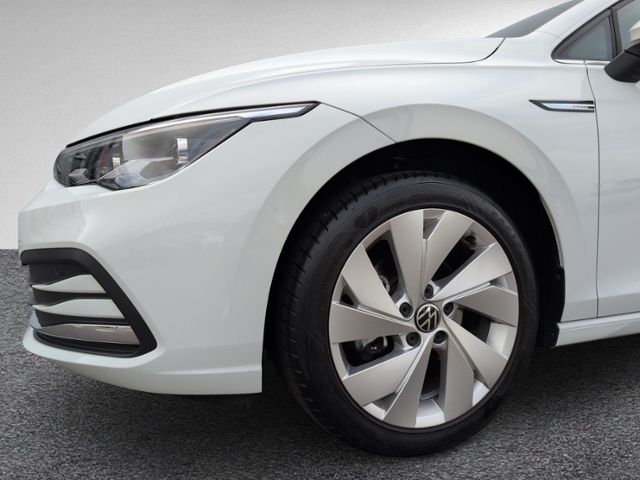 Golf VIII 1.5 TSI STYLE AHK+LED+KLIMA+ACC+PDC+SH