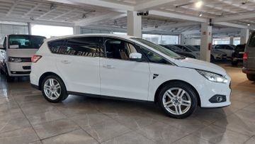 Ford S-Max - 8