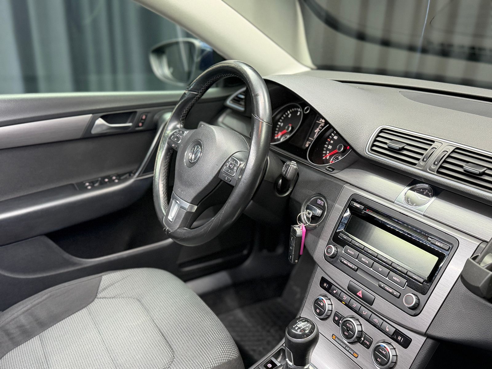 Fahrzeugabbildung Volkswagen Passat Comfortline BlueMotion |PDC|