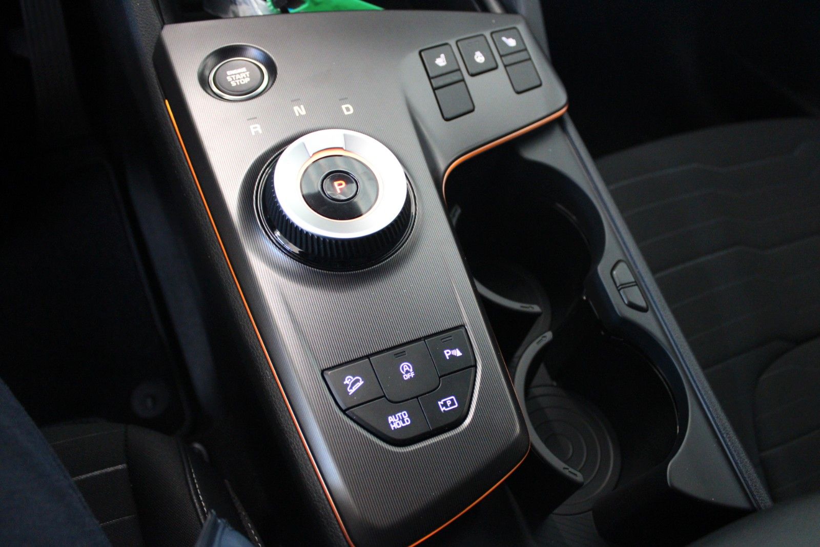 Fahrzeugabbildung Kia Sportage 1.6T DCT Automatik AWD Spirit SOFORT