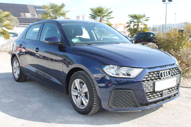 Audi A1 30TFSI S tronic Sportback,1.Hand,Kamera,16tkm